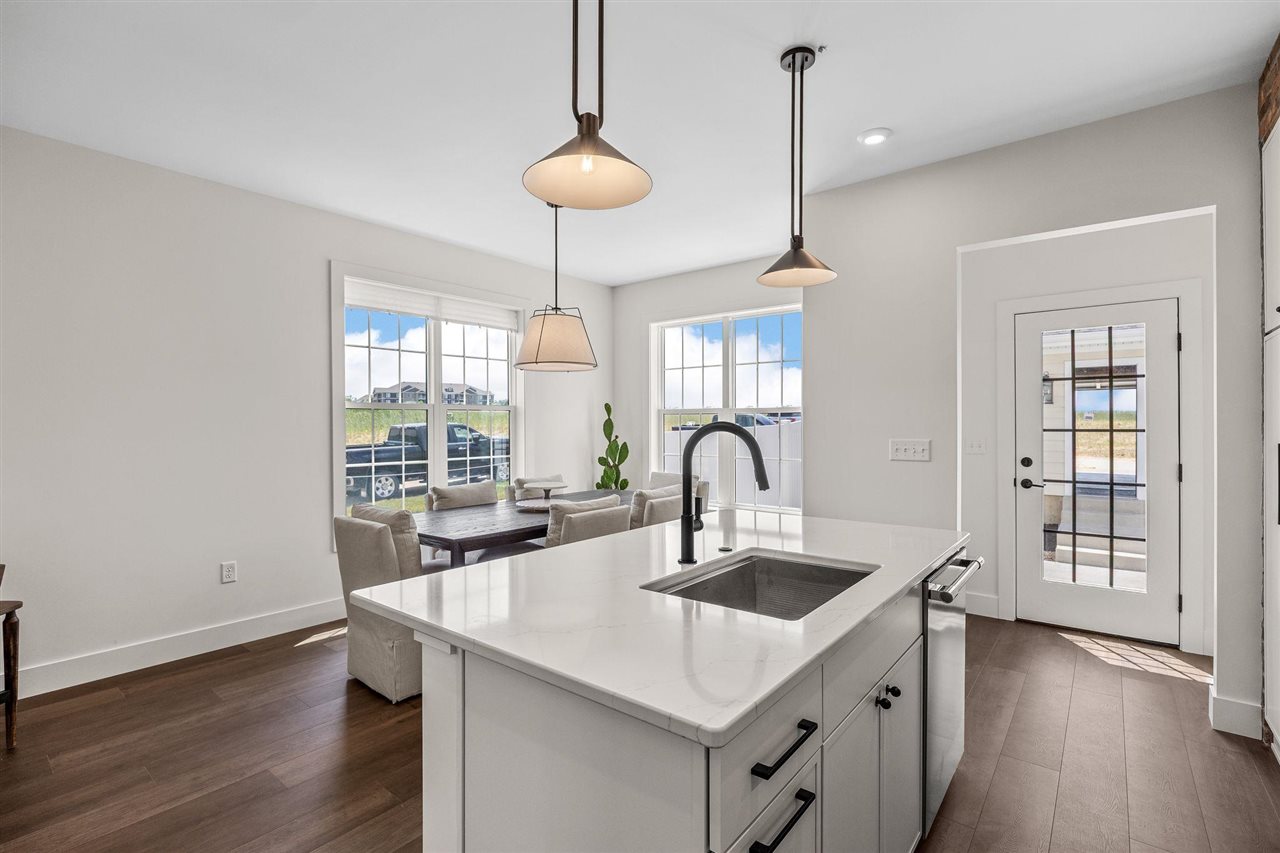 3002 Tommy Lane Coralville IA 52241
