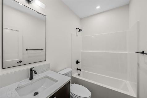 3002 Tommy Lane Coralville IA 52241