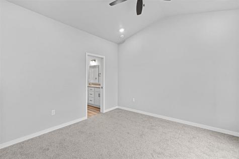 2045 Suttner Drive North Liberty IA 52317