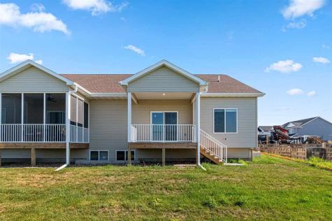 2045 Suttner Drive North Liberty IA 52317