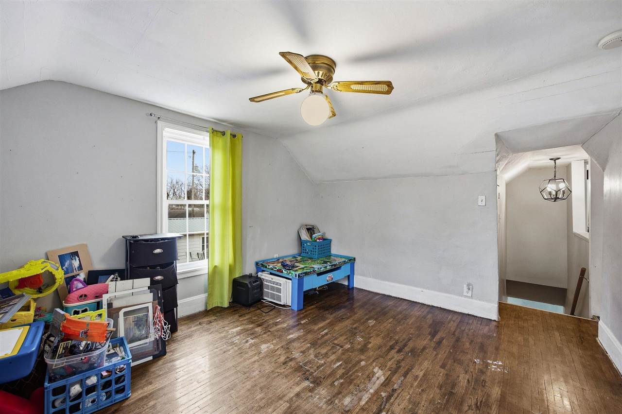 126 C Avenue Kalona IA 52247