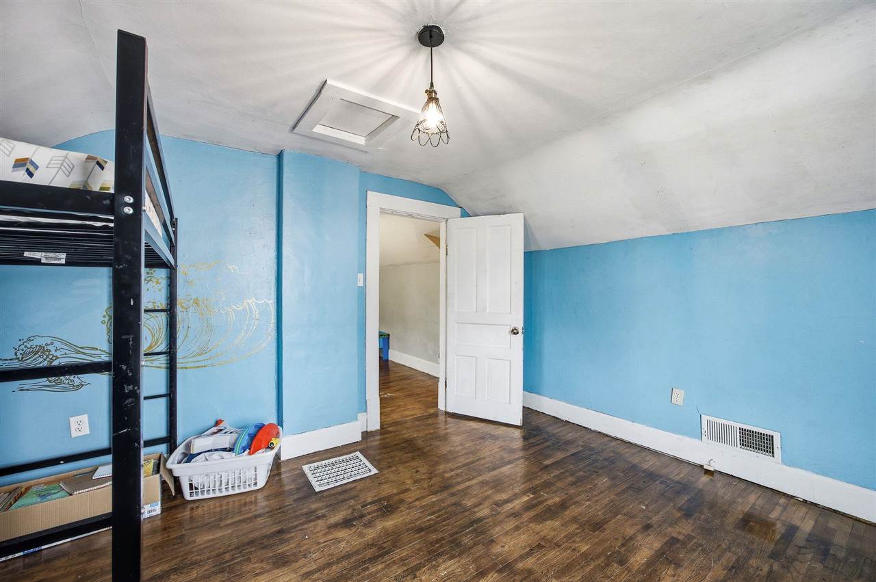 126 C Avenue Kalona IA 52247