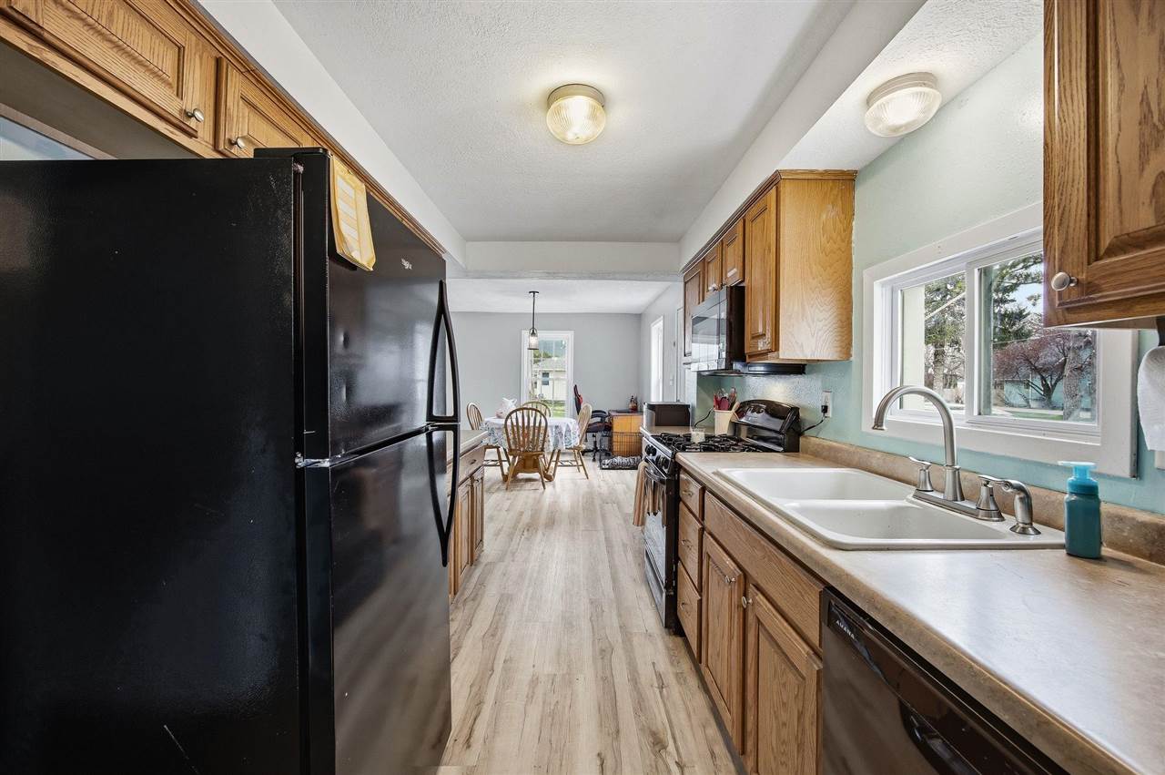 126 C Avenue Kalona IA 52247