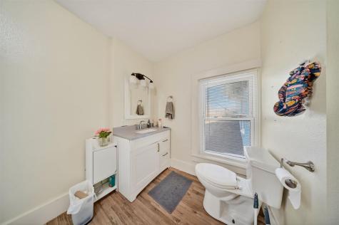 1463 Birkett Avenue West Liberty IA 52776