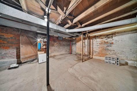 1463 Birkett Avenue West Liberty IA 52776