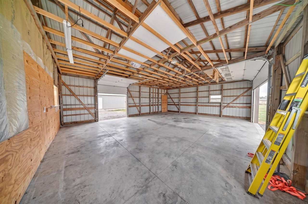 1463 Birkett Avenue West Liberty IA 52776