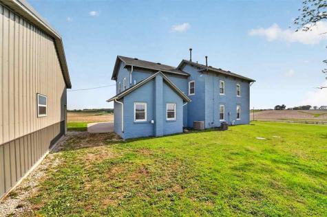 1463 Birkett Avenue West Liberty IA 52776