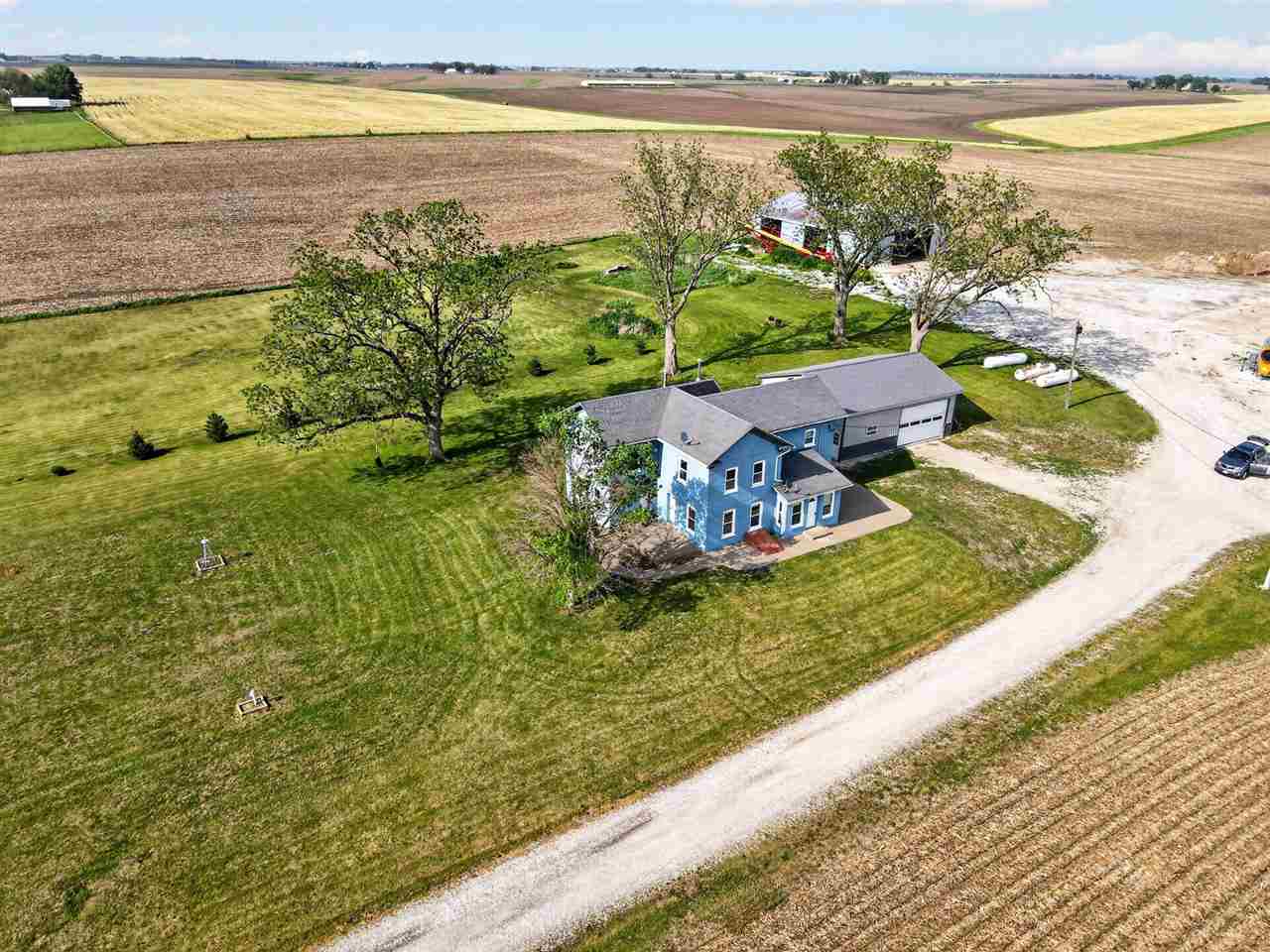 1463 Birkett Avenue West Liberty IA 52776