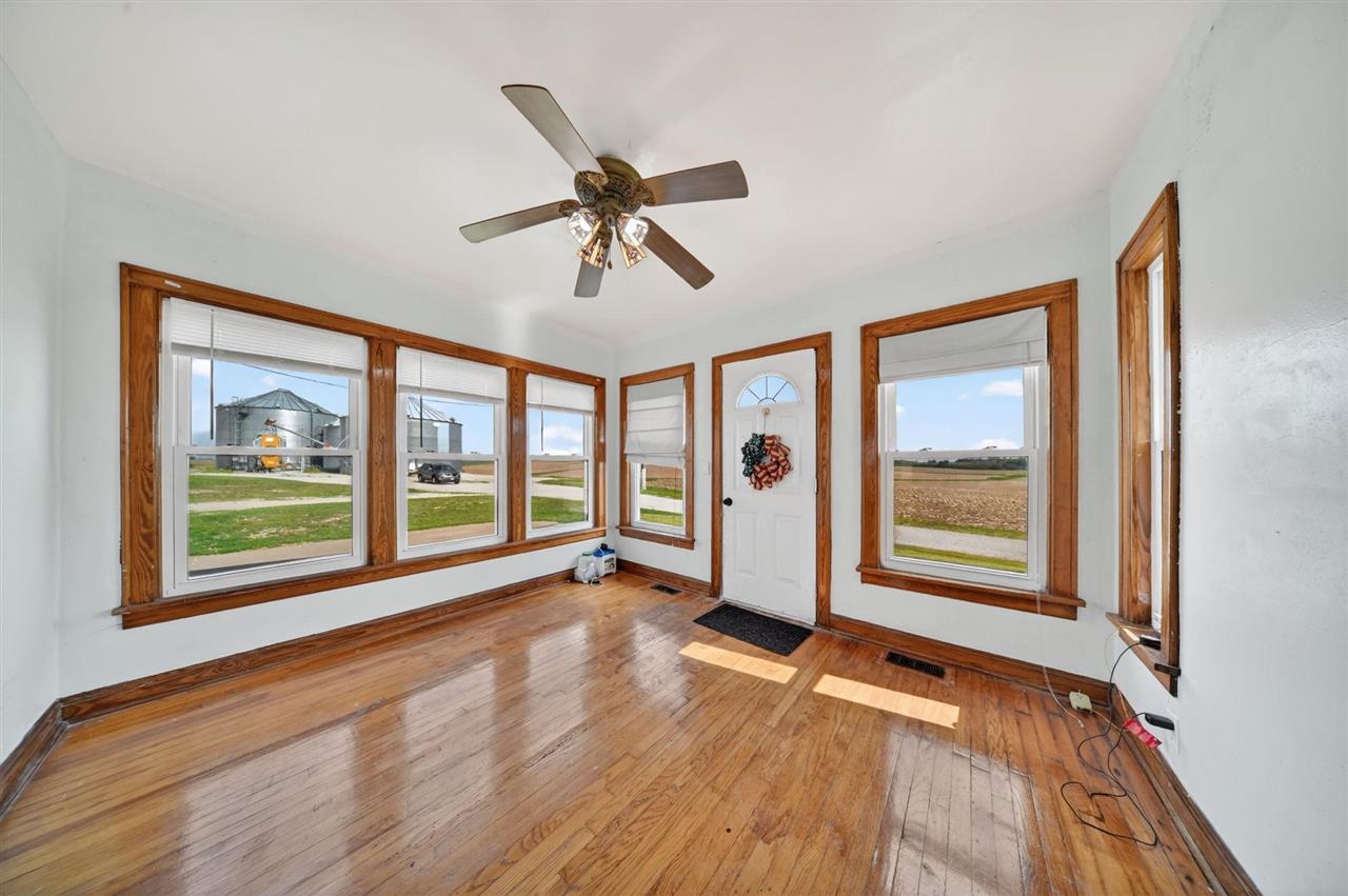 1463 Birkett Avenue West Liberty IA 52776
