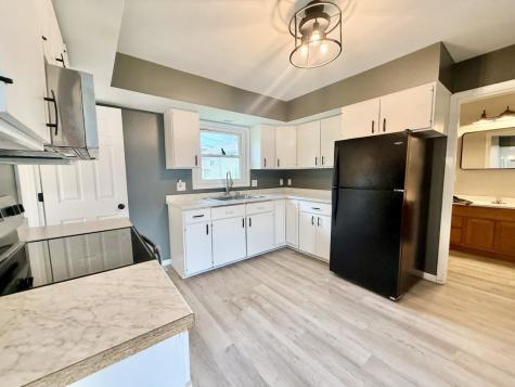 203 E Walnut Street Williamsburg IA 52361