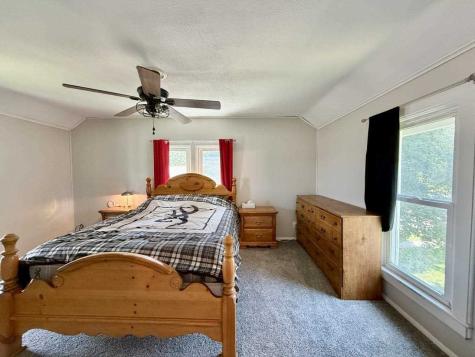 203 E Walnut Street Williamsburg IA 52361