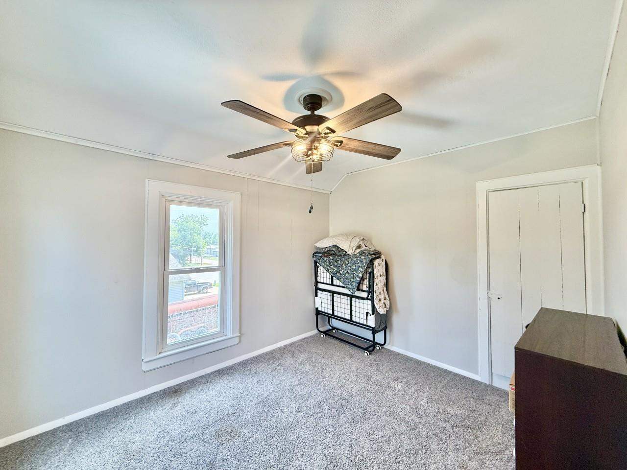 203 E Walnut Street Williamsburg IA 52361