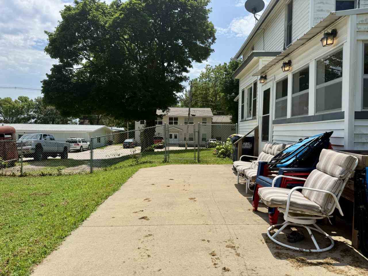 203 E Walnut Street Williamsburg IA 52361