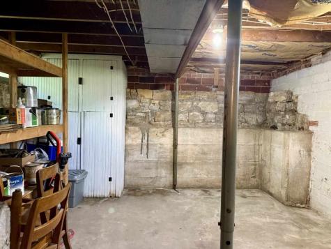 203 E Walnut Street Williamsburg IA 52361