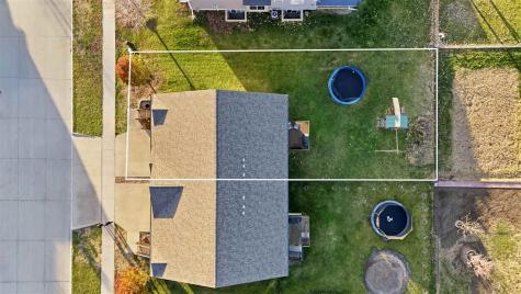 1336 Twin Leaf Avenue Tiffin IA 52340