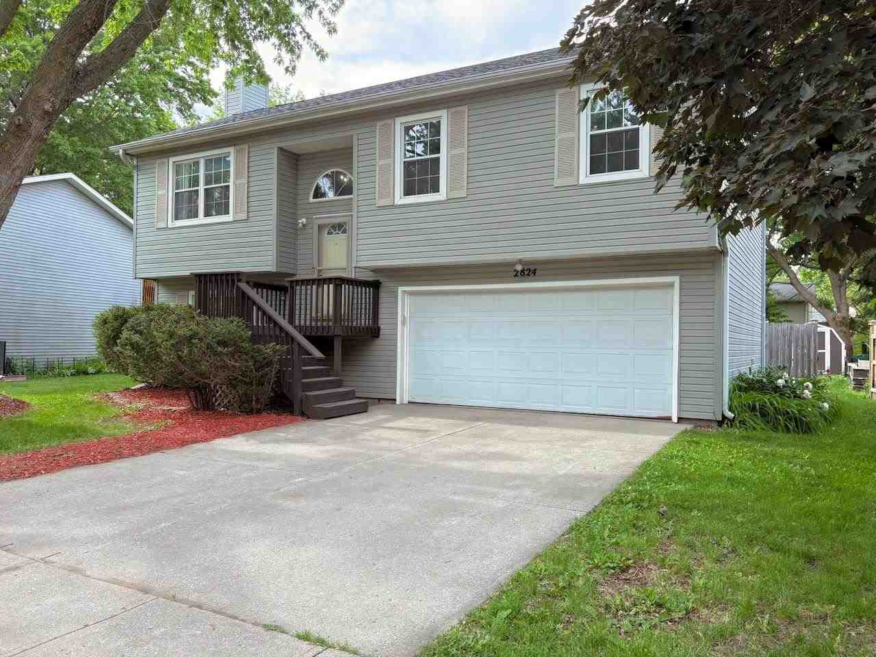 2824 Sterling Drive Iowa City IA 52240