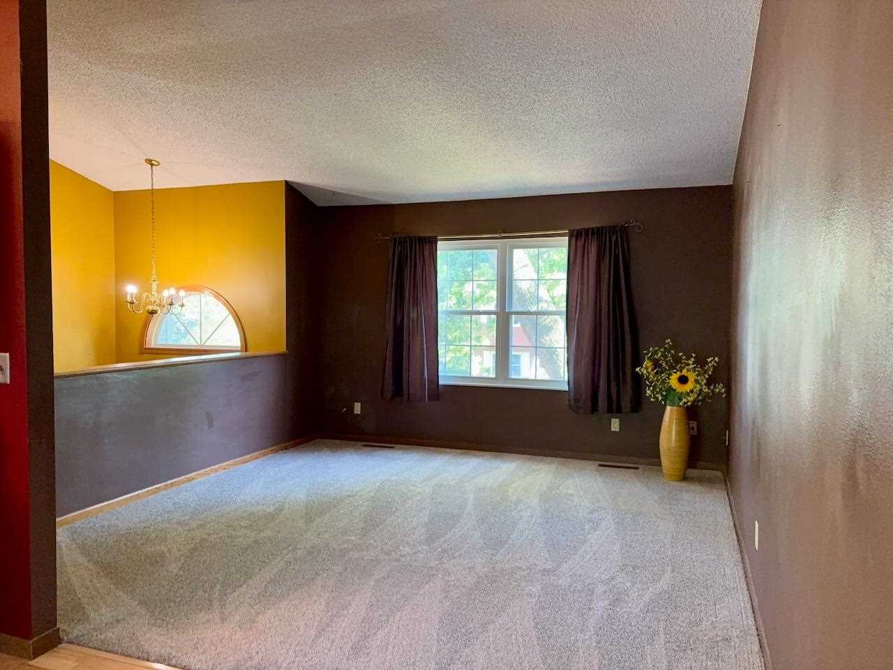 2824 Sterling Drive Iowa City IA 52240