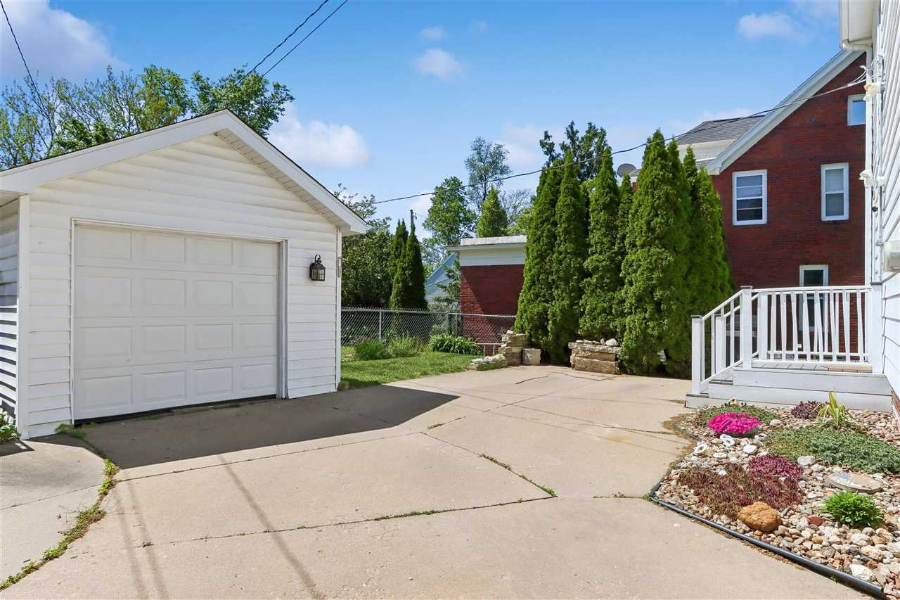1925 2nd Avenue SE Cedar Rapids IA 52403