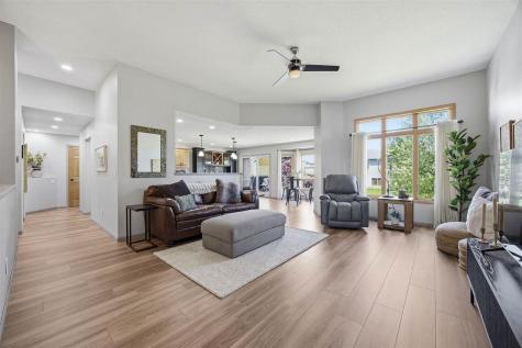 407 Wildflower Drive Fairfax IA 52228