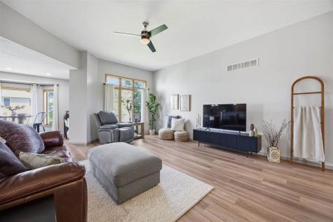 407 Wildflower Drive Fairfax IA 52228