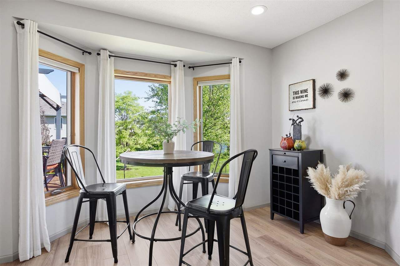 407 Wildflower Drive Fairfax IA 52228