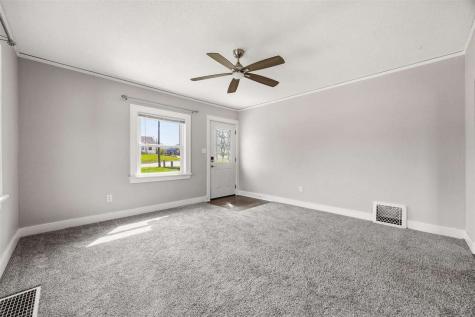 1217 Memorial Drive SE Cedar Rapids IA 52403