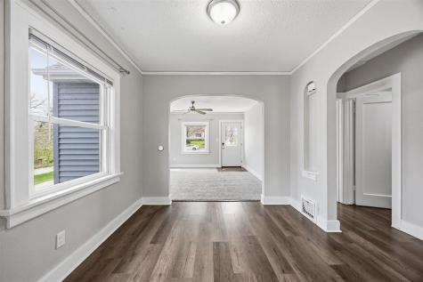 1217 Memorial Drive SE Cedar Rapids IA 52403