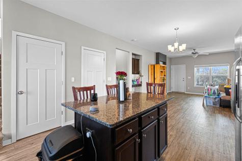 323 Sunset Place North Liberty IA 52317