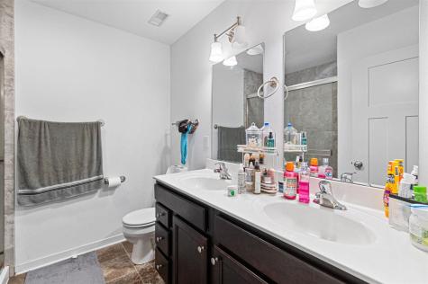 323 Sunset Place North Liberty IA 52317