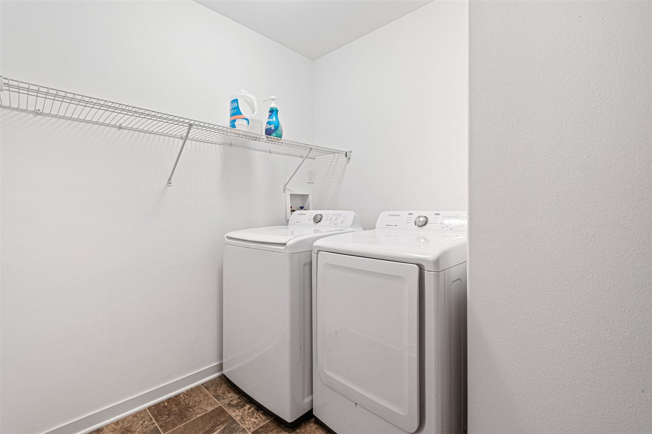 323 Sunset Place North Liberty IA 52317