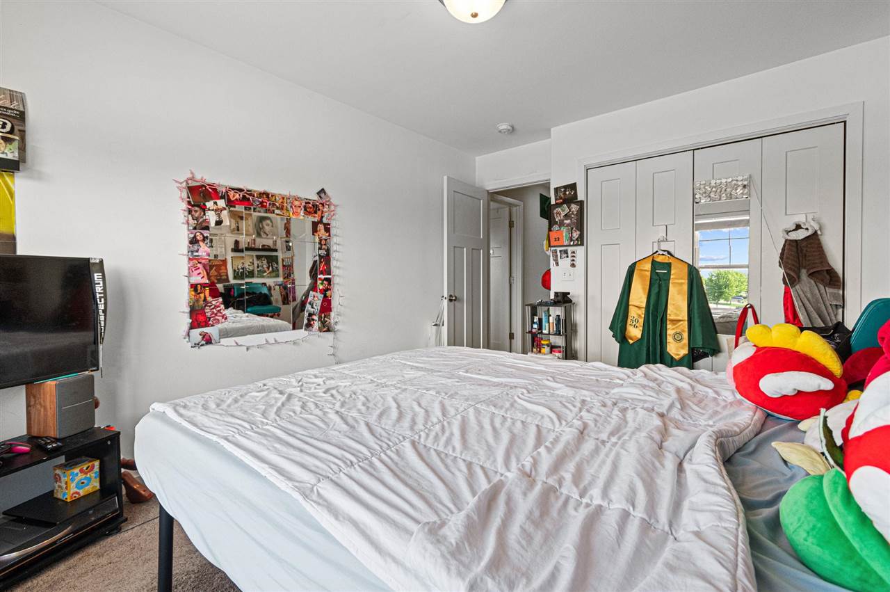 323 Sunset Place North Liberty IA 52317