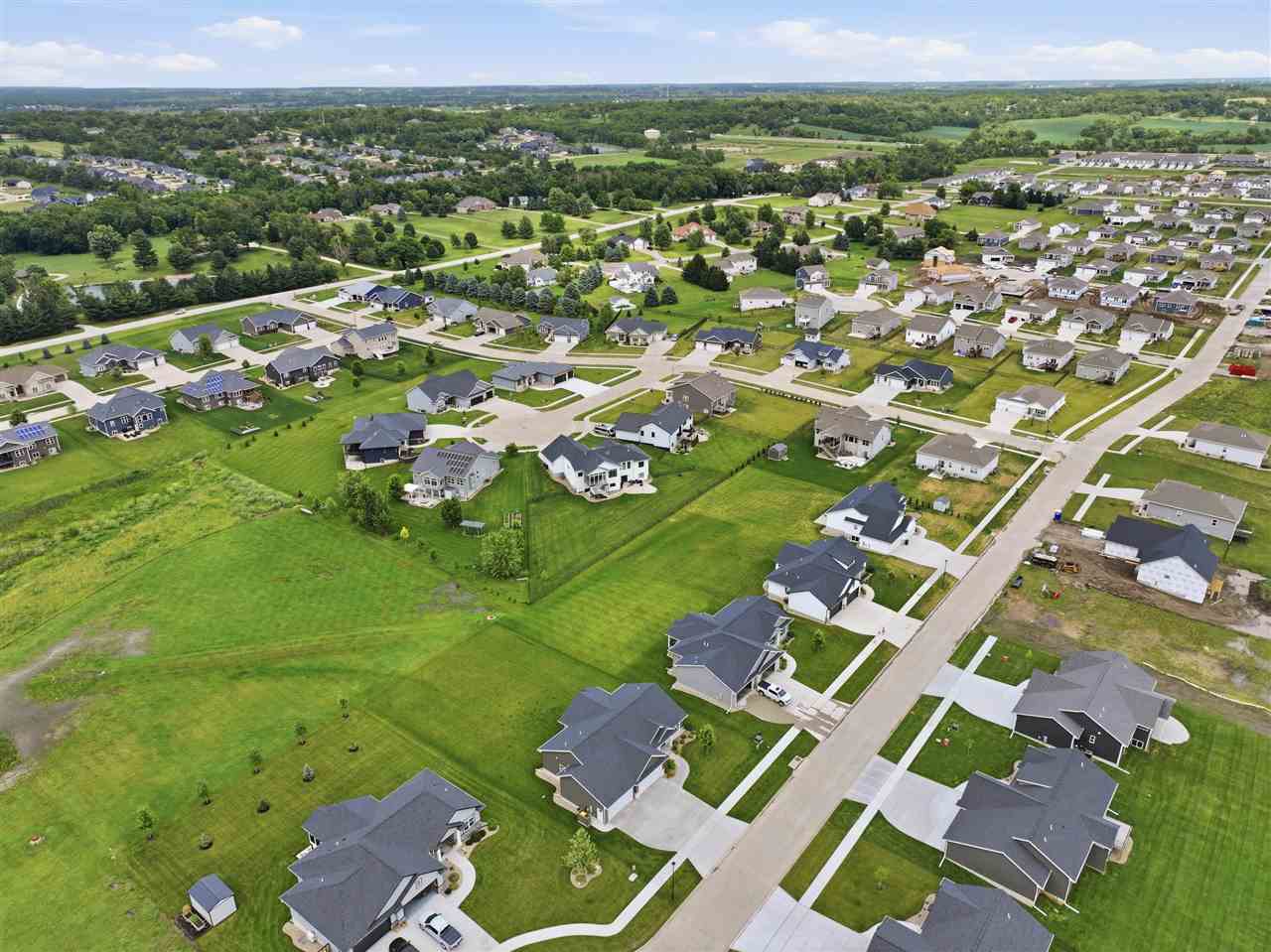 3008 Prairielight Court Hiawatha IA 52233