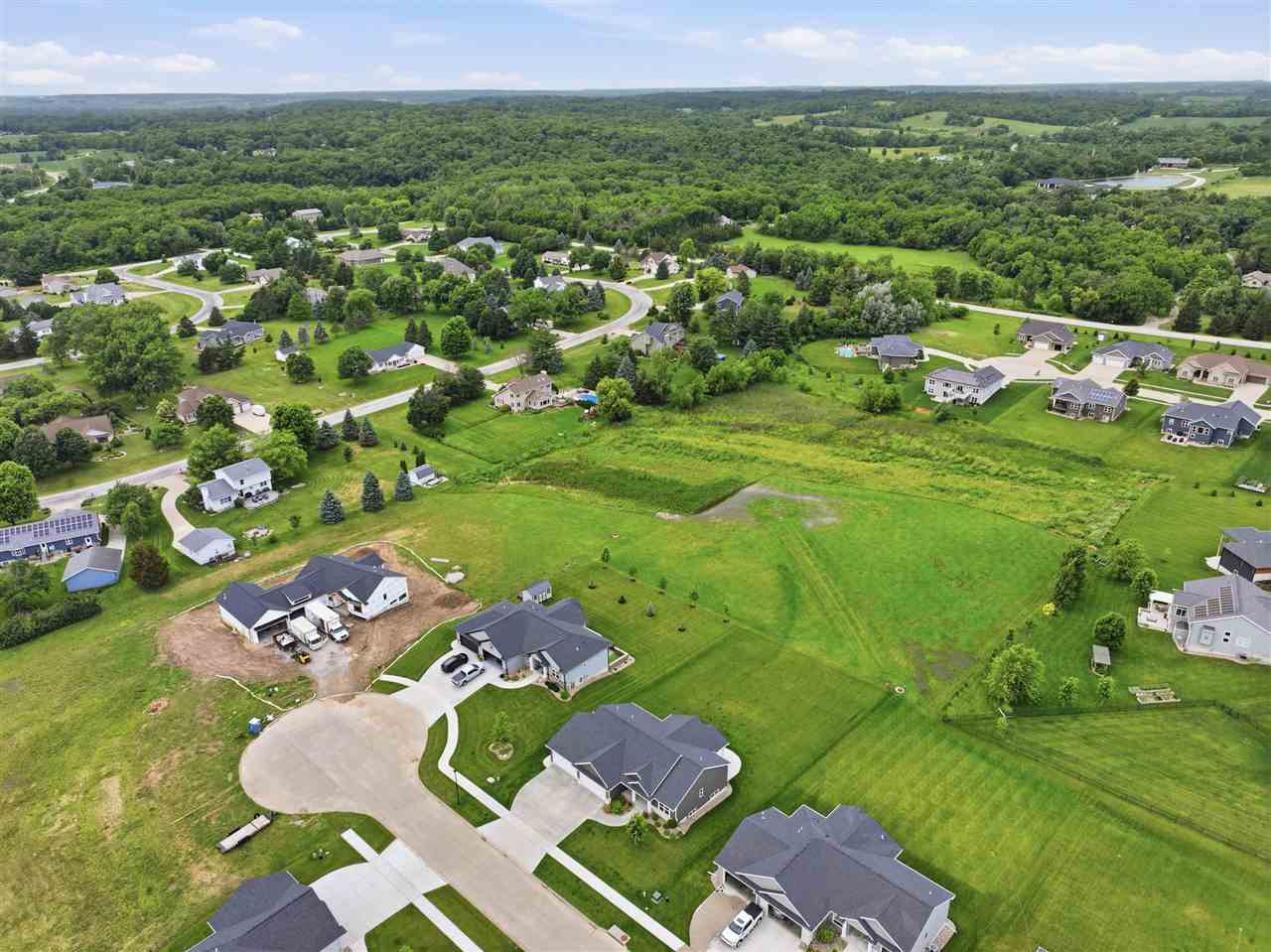 3008 Prairielight Court Hiawatha IA 52233