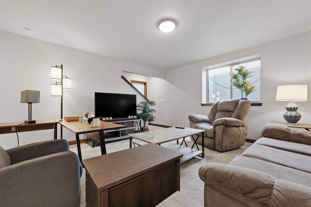 712 Hillside Drive Tiffin IA 52340