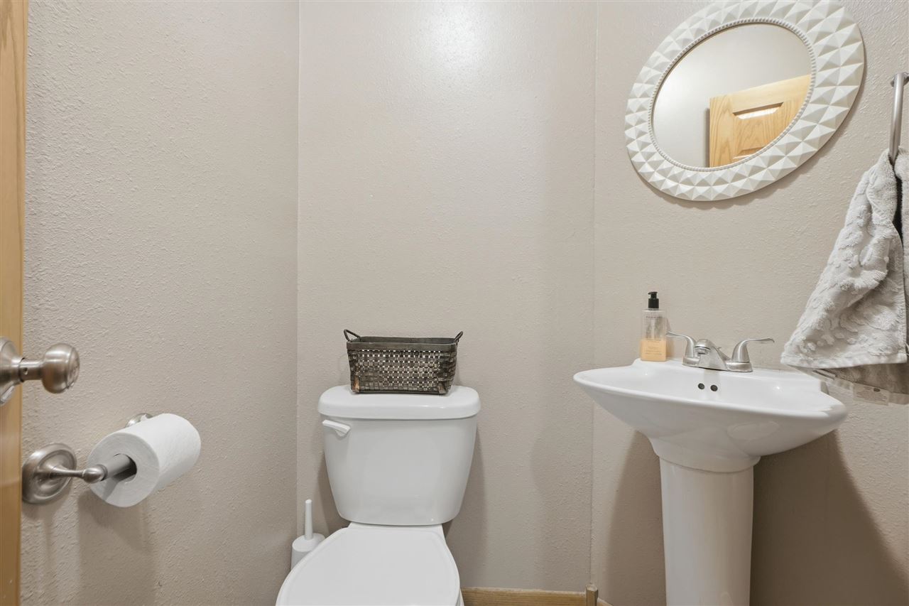 1449 Ridgeview Court Washington IA 52353