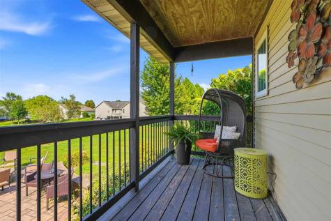 1449 Ridgeview Court Washington IA 52353