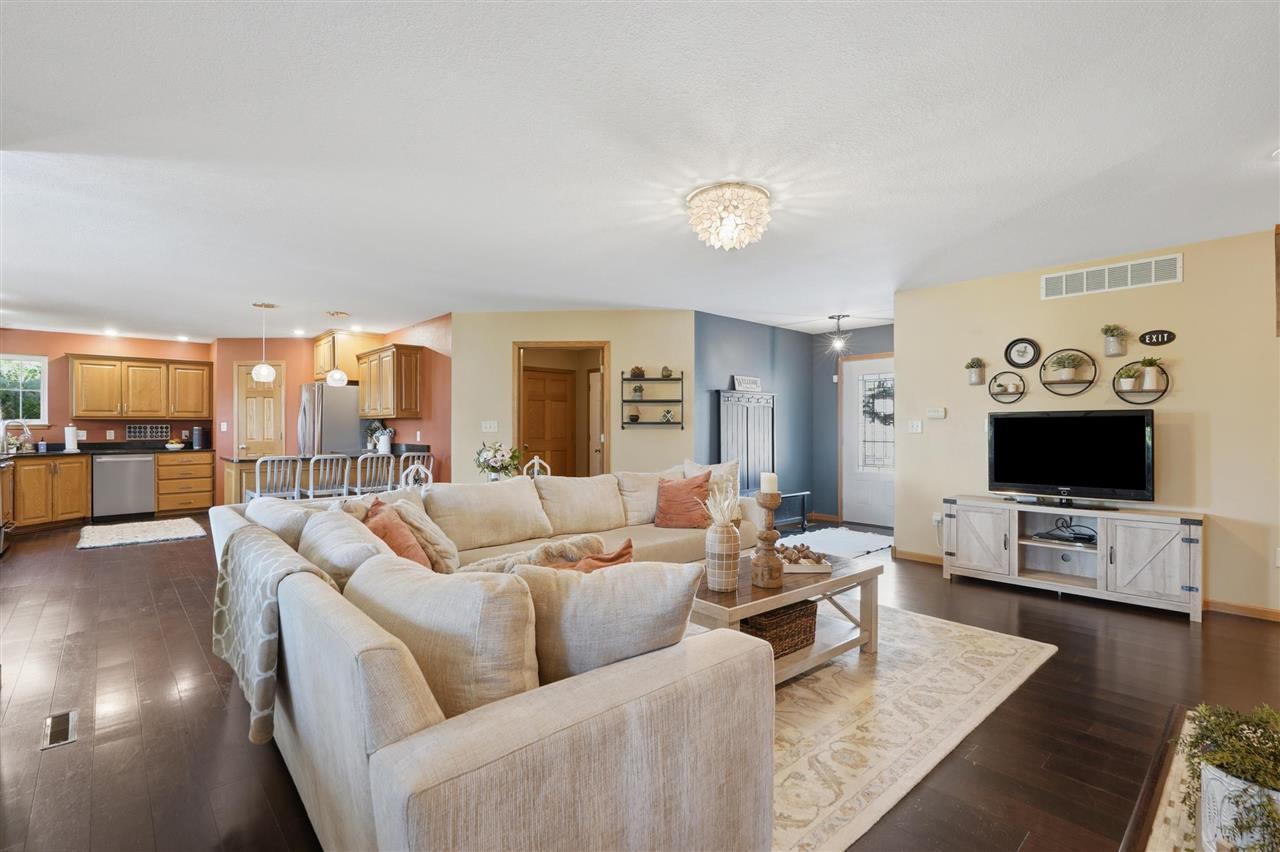 1449 Ridgeview Court Washington IA 52353