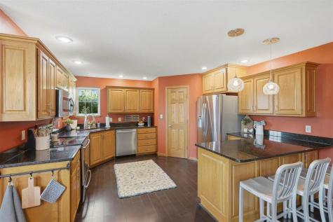 1449 Ridgeview Court Washington IA 52353
