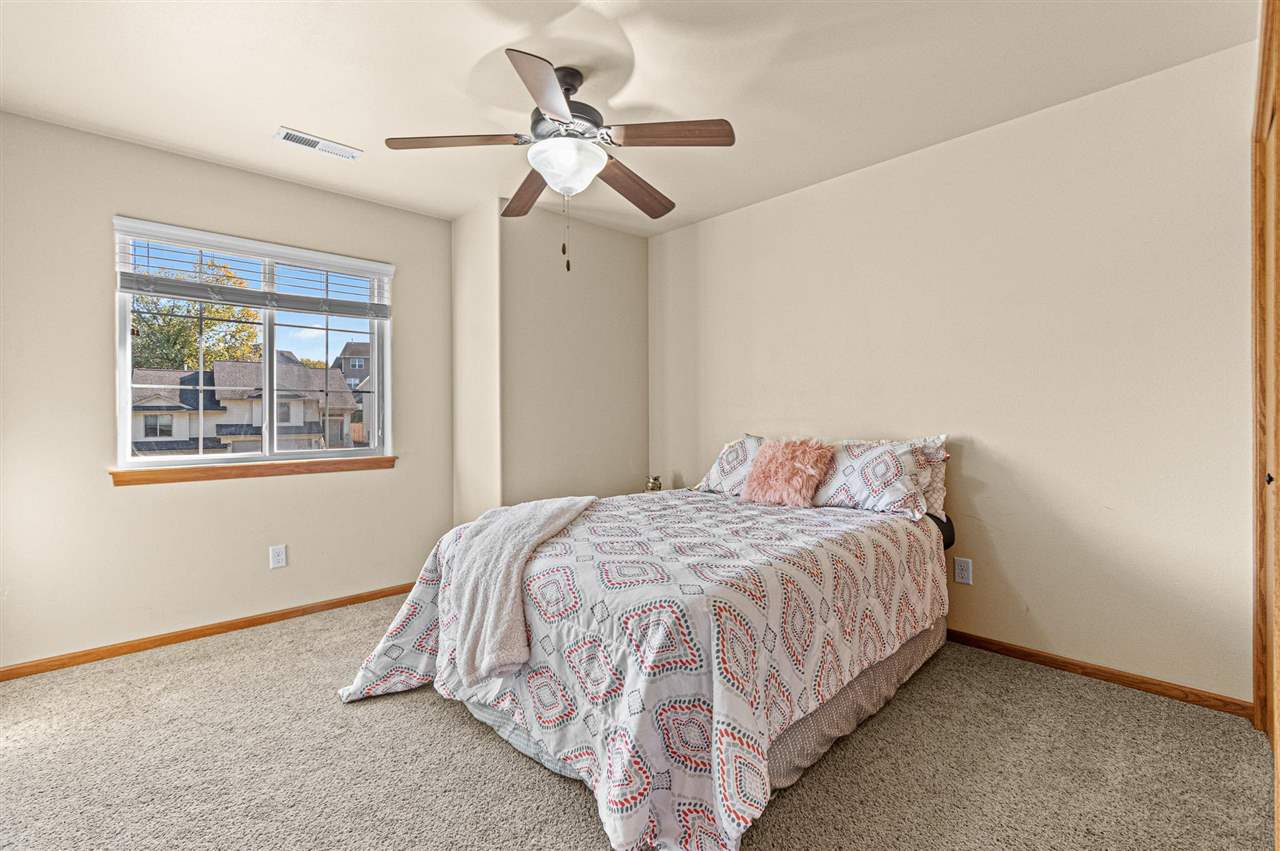 1455 Ozark Ridge Coralville IA 52241