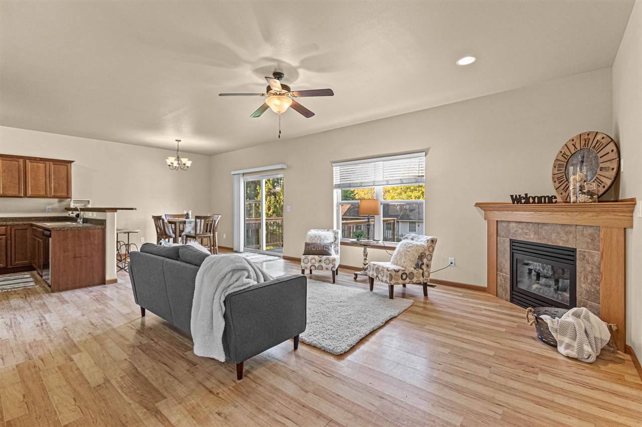 1455 Ozark Ridge Coralville IA 52241