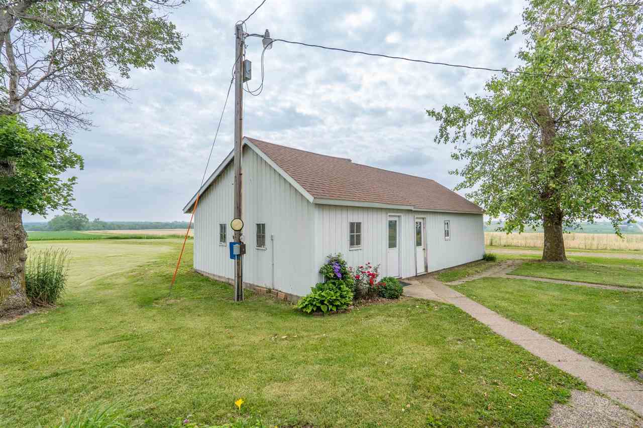 9996 W Avenue Columbus Junction IA 52738-0000