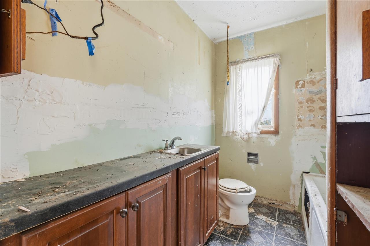 1519 E Court Street Iowa City IA 52245