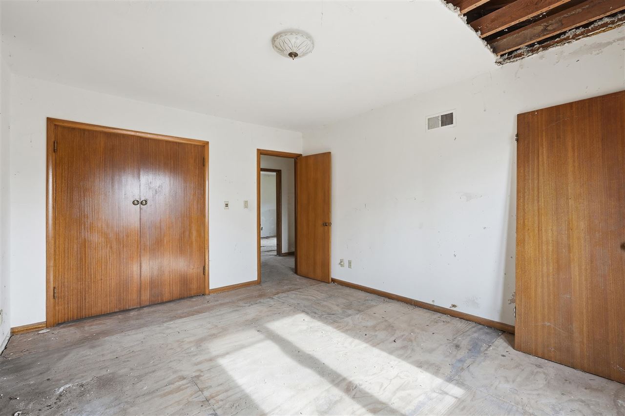 1519 E Court Street Iowa City IA 52245
