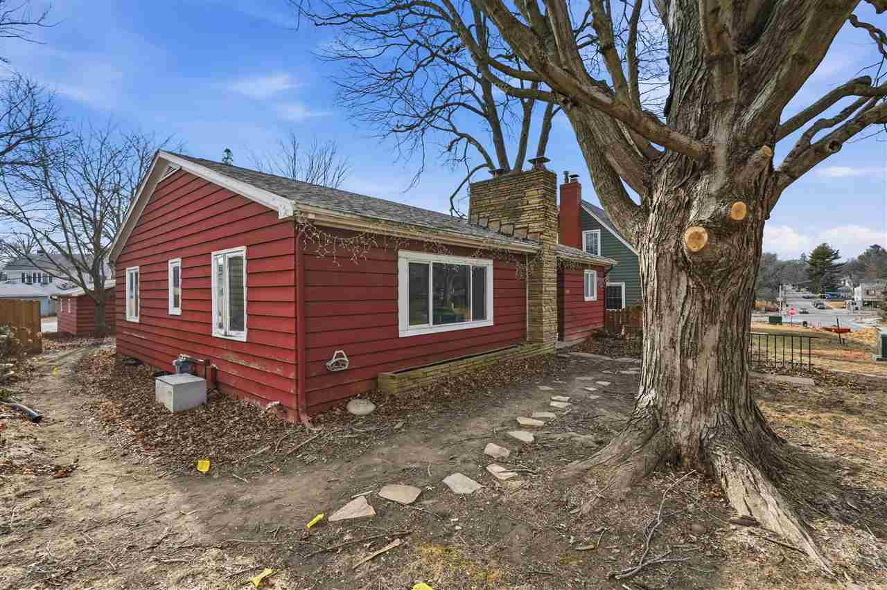 1519 E Court Street Iowa City IA 52245