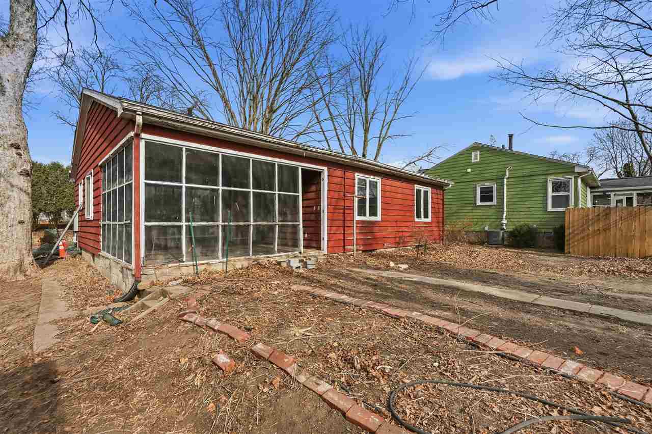 1519 E Court Street Iowa City IA 52245
