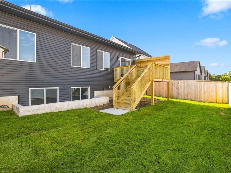 1510 Redwood Drive Muscatine IA 52761