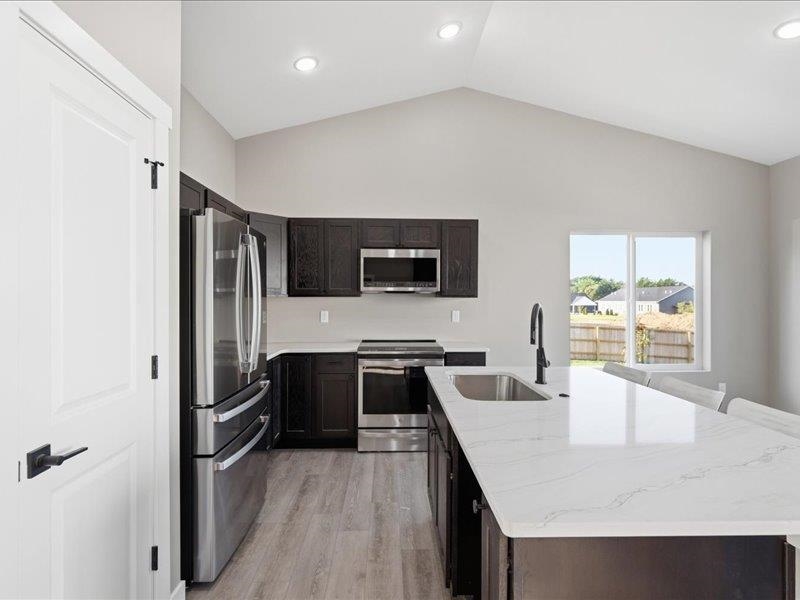 1510 Redwood Drive Muscatine IA 52761
