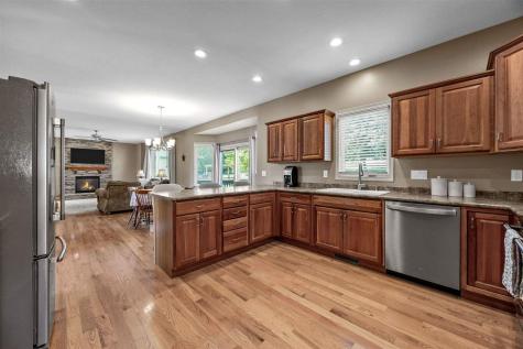 3915 Oak Ridge Drive SE Cedar Rapids IA 52403