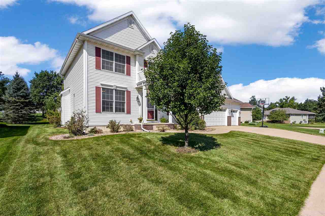 3915 Oak Ridge Drive SE Cedar Rapids IA 52403