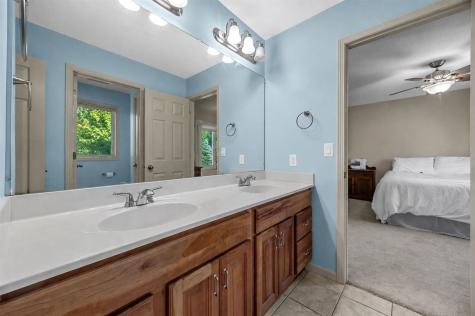 3915 Oak Ridge Drive SE Cedar Rapids IA 52403
